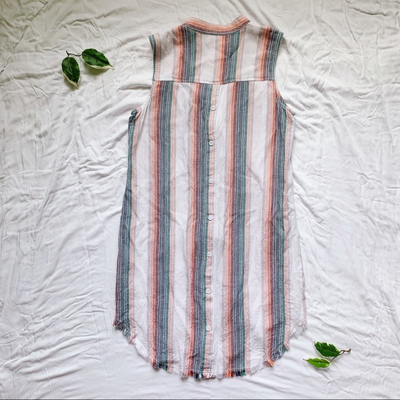 CLOTH & STONE Sunburst Fray Linen Button Down - Picture 5 of 6